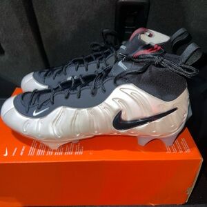 Nike Vaporposite Pro Football Cleats HM6870-200 Pearl White Red Men’s Size 12